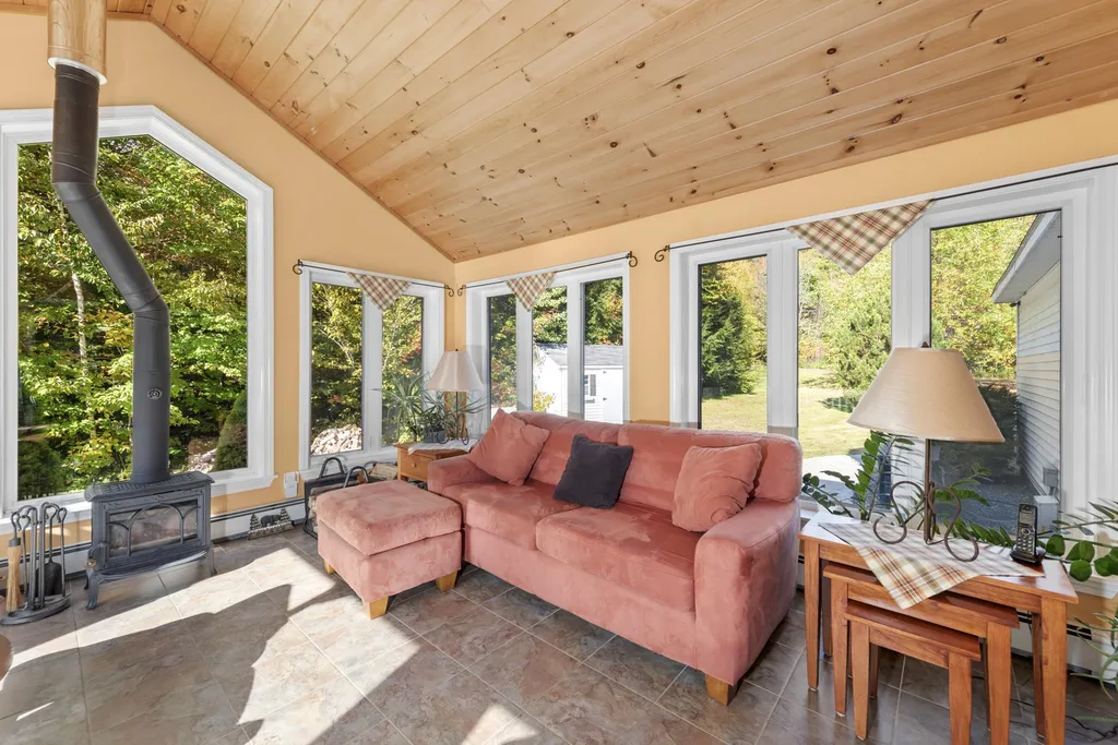 34 Cilley Brook Lane Hebron NH 03241