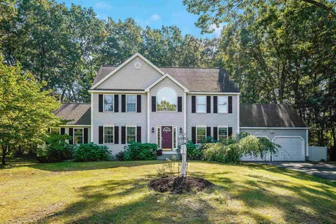 34 Gabrielle Drive Hudson NH 03051