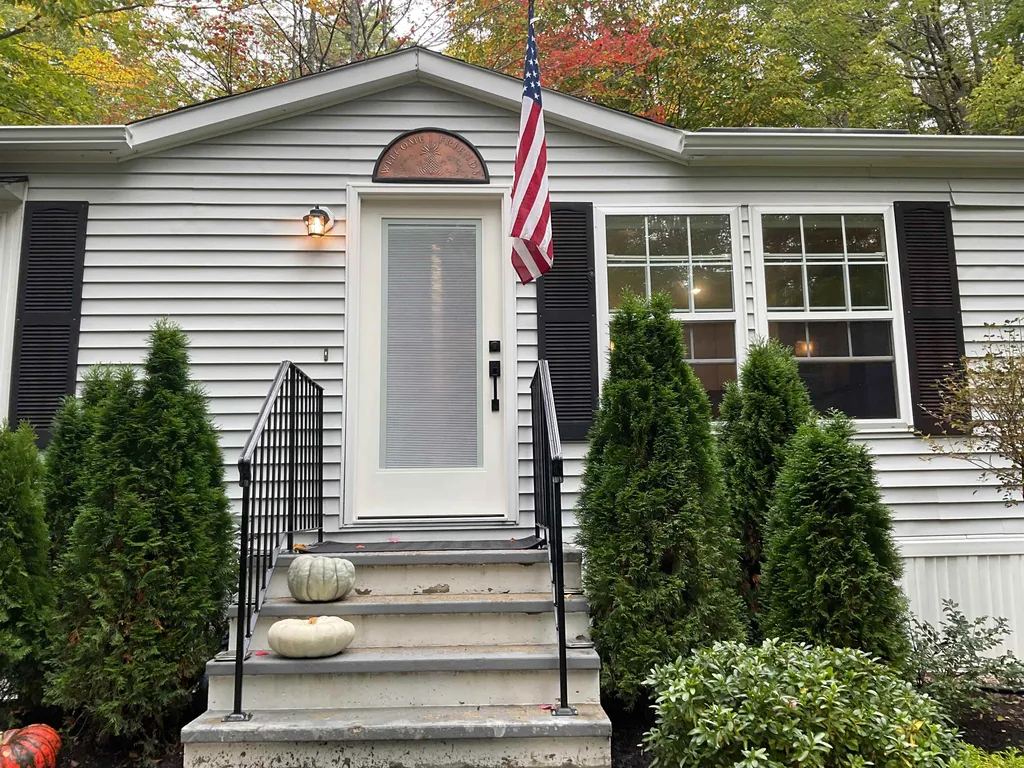 2 Kenyann Drive Wolfeboro NH 03894