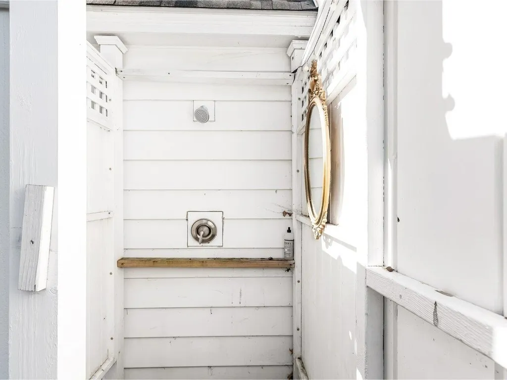 32 Fairmount Street Burlington VT 05401