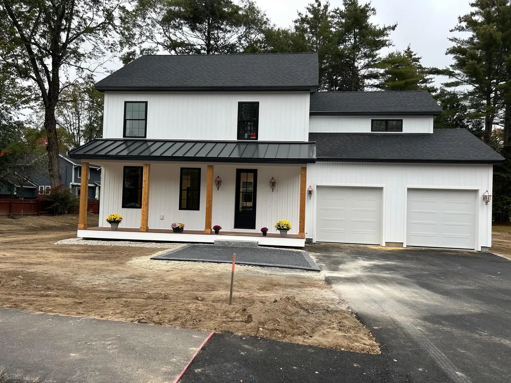 4 Peterson Circle Concord NH 03303