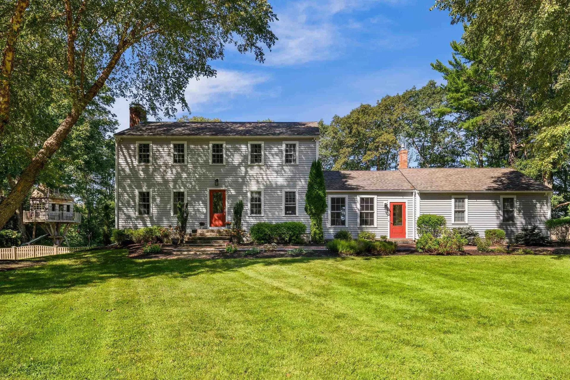 63 Woodside Meadow Road York ME 03909