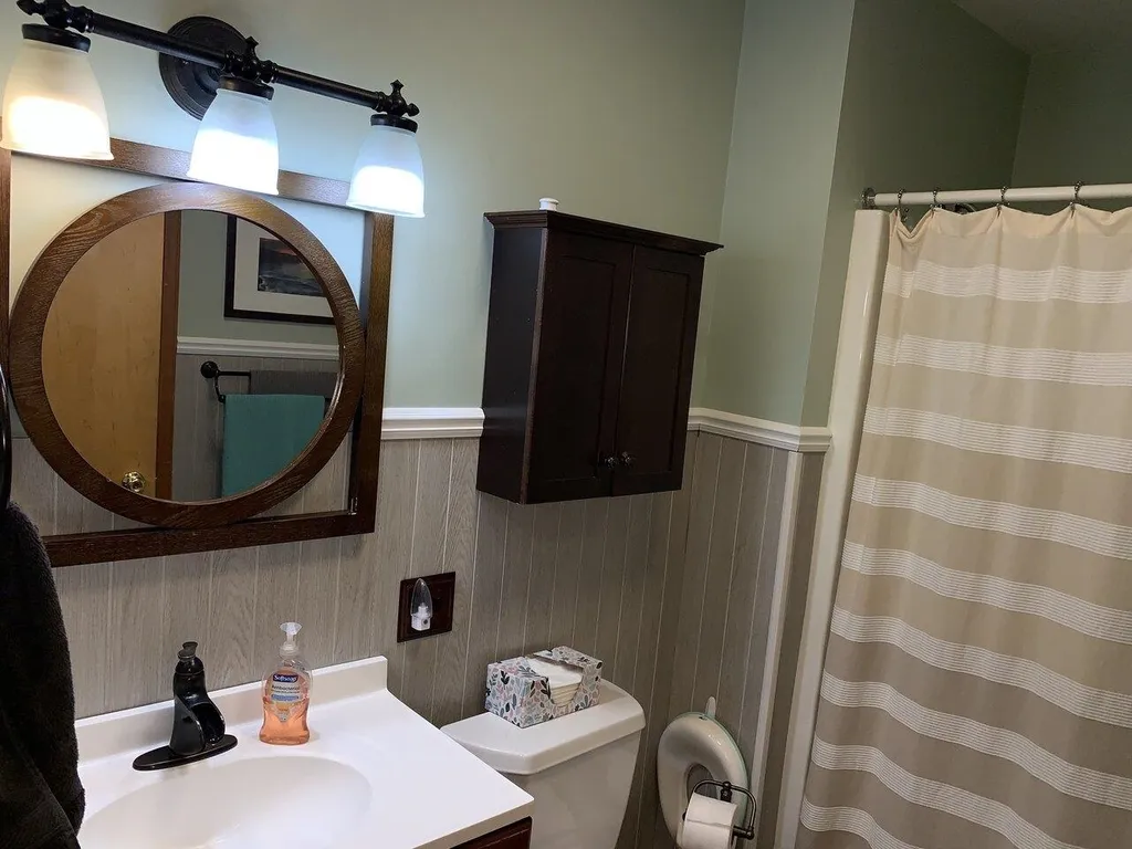 34 Bayberry Lane South Burlington VT 05403