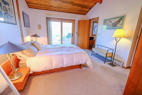 1521 East Road Cavendish VT 05142