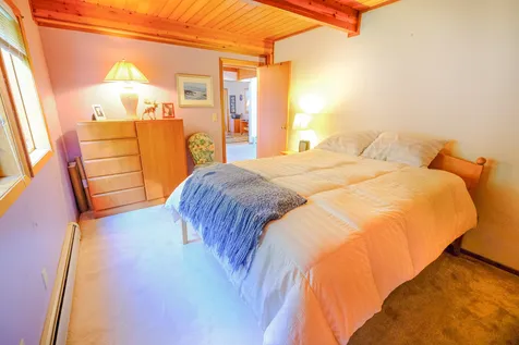 1521 East Road Cavendish VT 05142