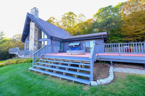1521 East Road Cavendish VT 05142