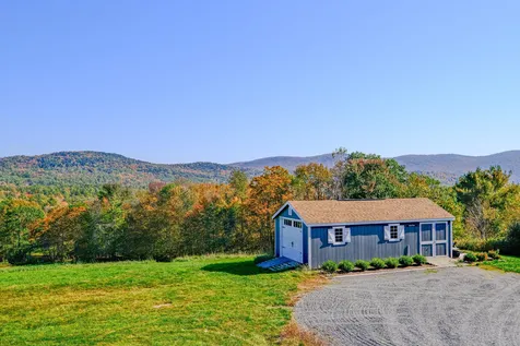1521 East Road Cavendish VT 05142