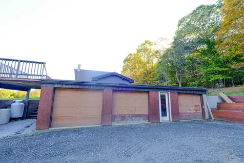 1521 East Road Cavendish VT 05142