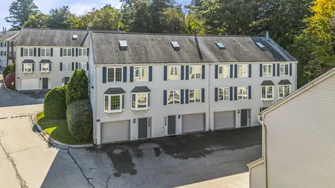 12 Perley Road Derry NH 03038