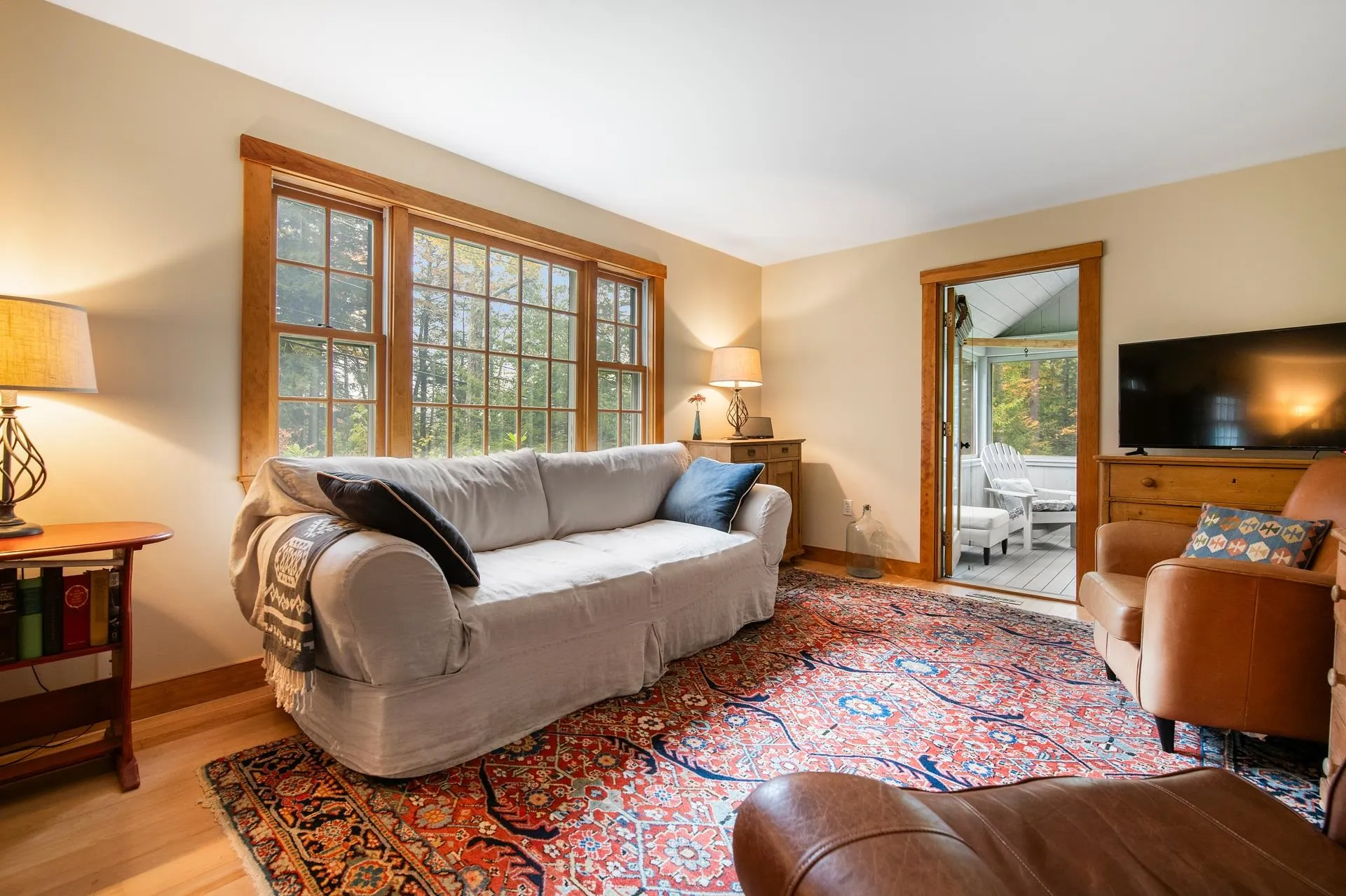 406 Pleasant Street New London NH 03257