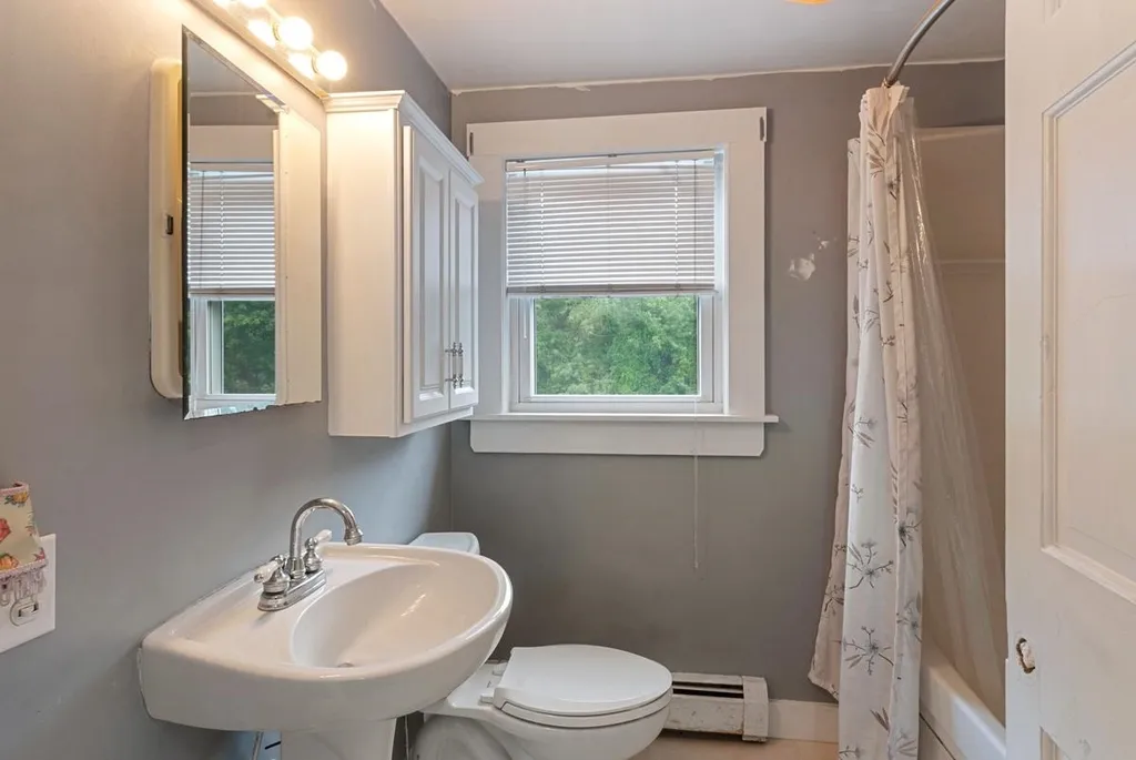 4 Forrest Street Plaistow NH 03865