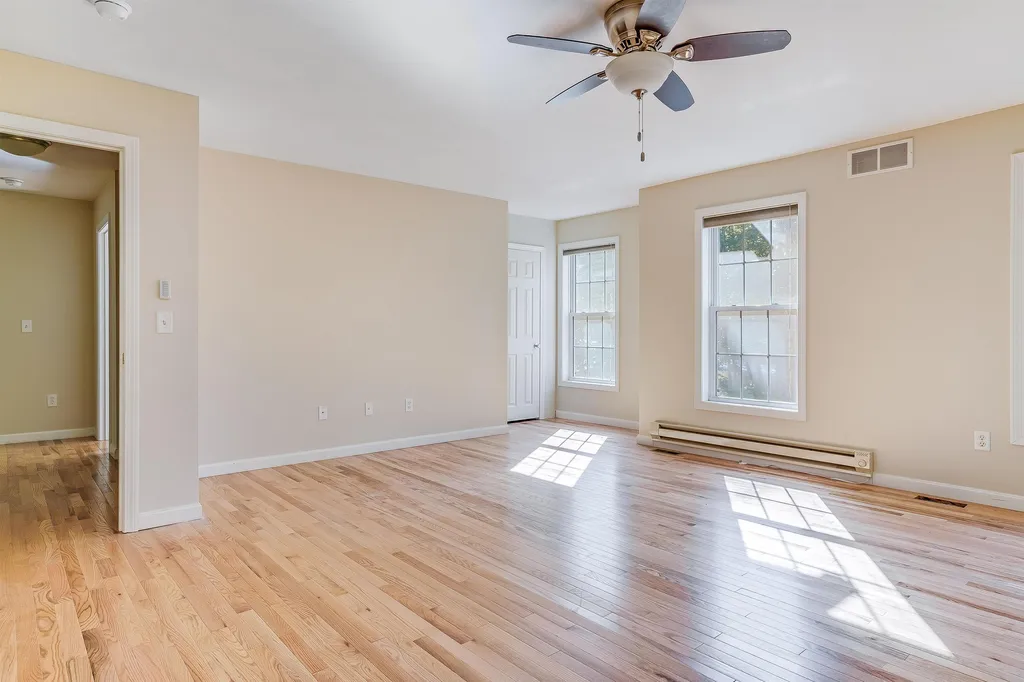 26 Winterberry Lane Weare NH 03281