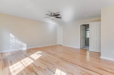 26 Winterberry Lane Weare NH 03281