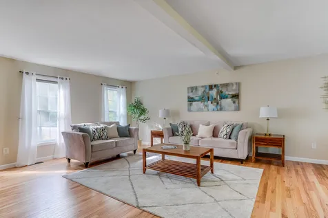 26 Winterberry Lane Weare NH 03281