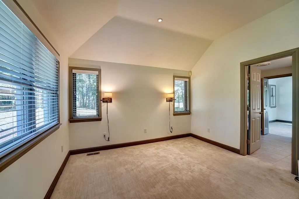235 Pioneer Road Rye NH 03870