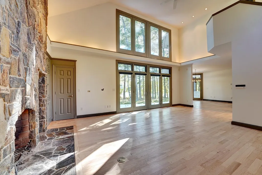 235 Pioneer Road Rye NH 03870