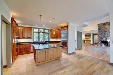 235 Pioneer Road Rye NH 03870