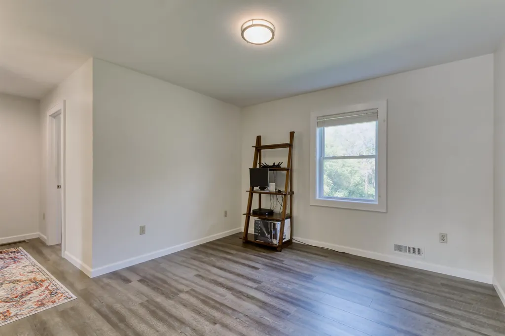 18 Moccasin Avenue Grand Isle VT 05458