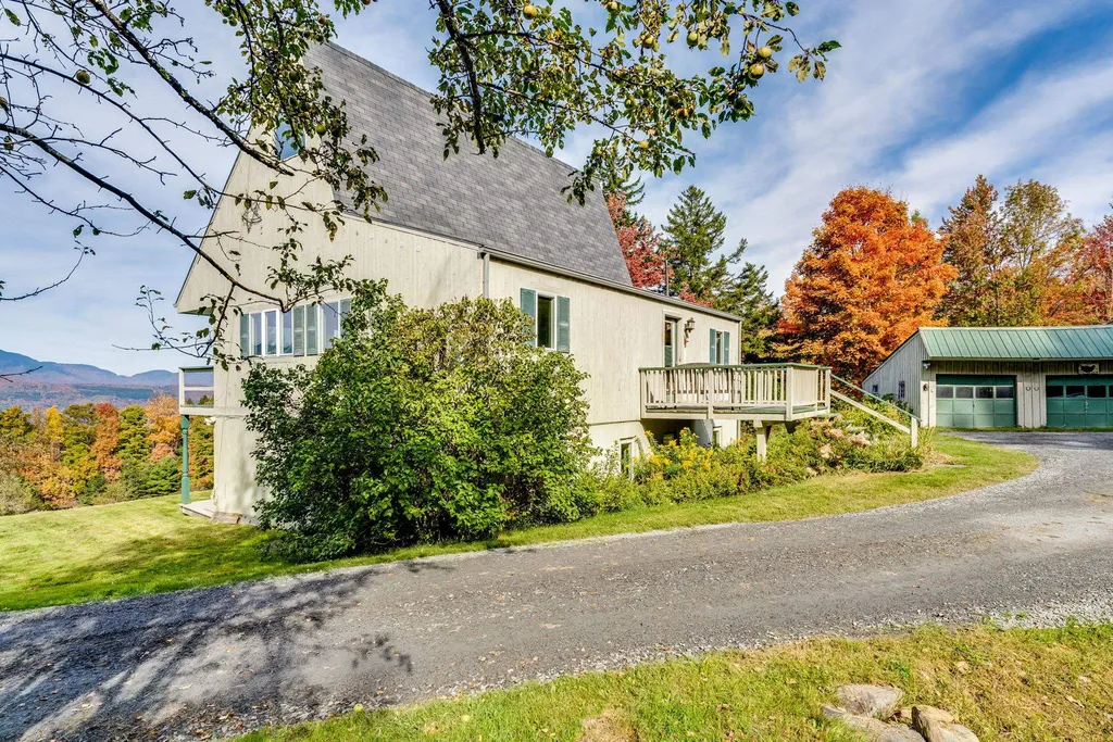 1093 Cider Hill Road Warren VT 05674