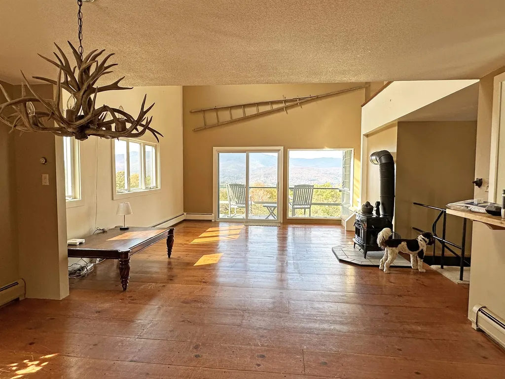 1093 Cider Hill Road Warren VT 05674