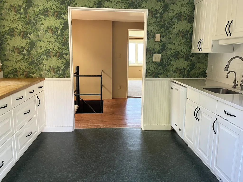 1093 Cider Hill Road Warren VT 05674