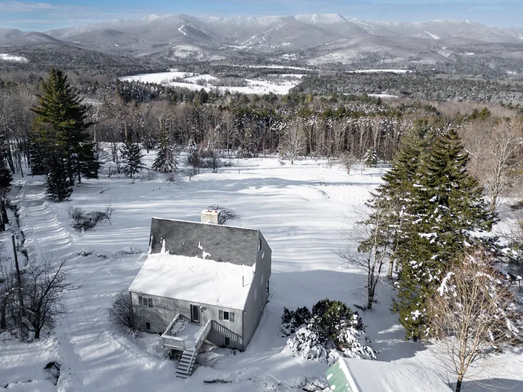 1093 Cider Hill Road Warren VT 05674