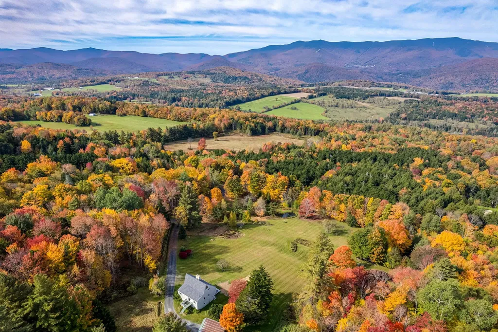 1093 Cider Hill Road Warren VT 05674