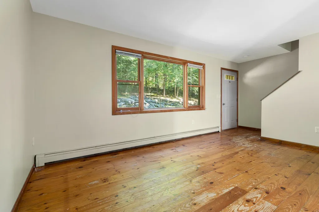 68-70 Mount Delight Road Allenstown NH 03275