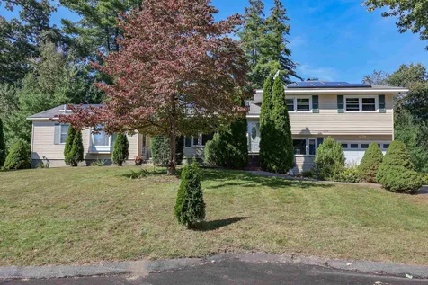 29 Cedar Street Hudson NH 03051