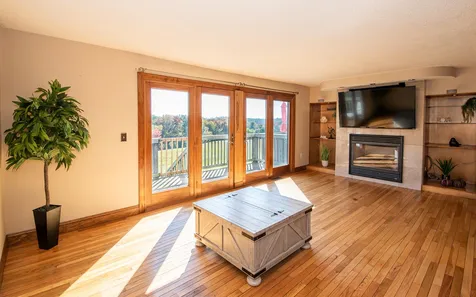 69 Old Nashua Road Londonderry NH 03053