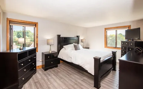 69 Old Nashua Road Londonderry NH 03053