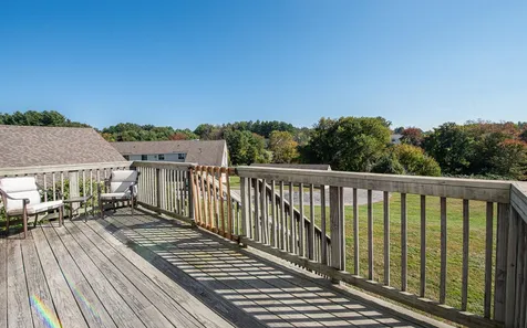 69 Old Nashua Road Londonderry NH 03053