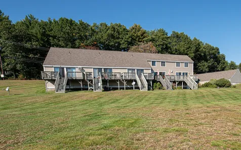 69 Old Nashua Road Londonderry NH 03053