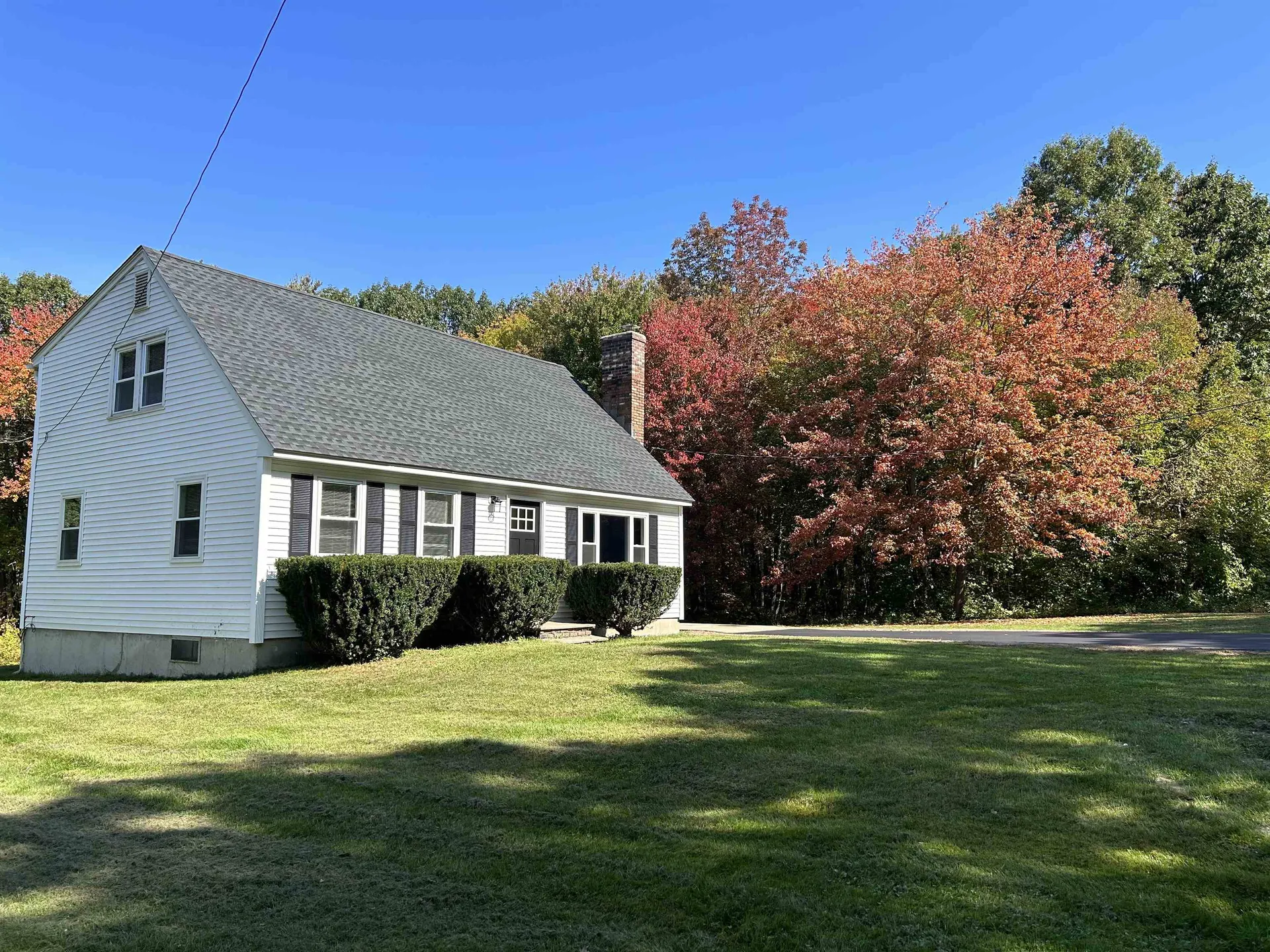 360 Leda Avenue Manchester NH 03104