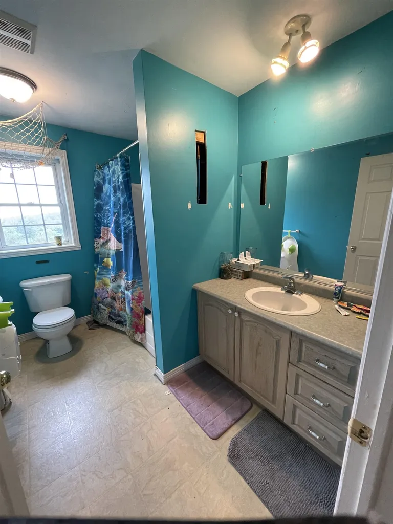 72 Fairview Drive Pittsfield NH 03263