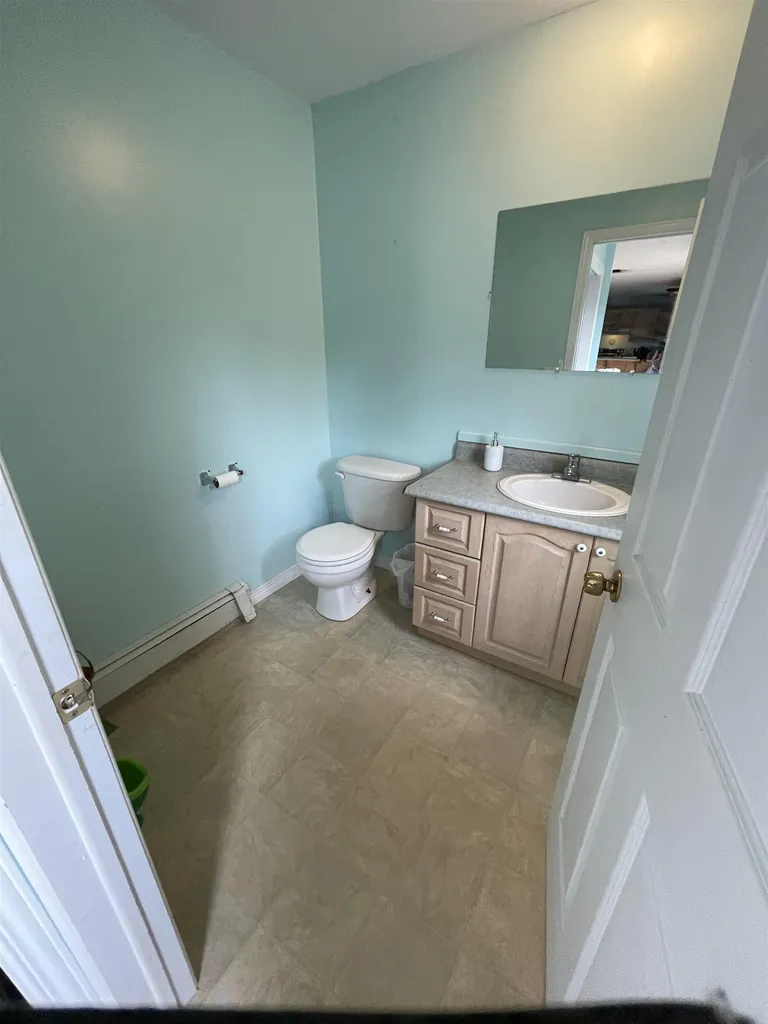 72 Fairview Drive Pittsfield NH 03263