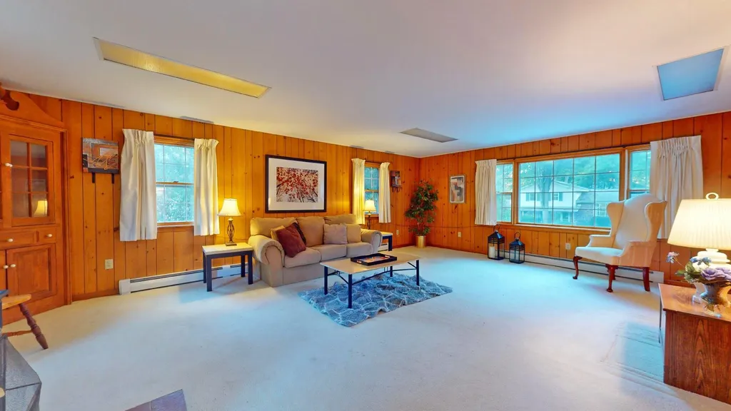 22 Sandalwood Road South Burlington VT 05403