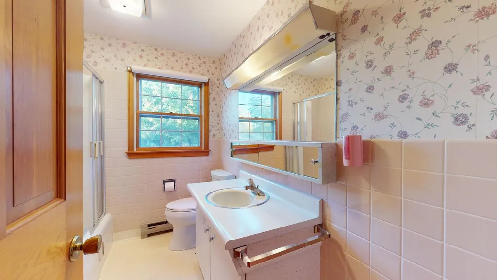 22 Sandalwood Road South Burlington VT 05403