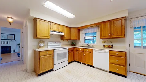 22 Sandalwood Road South Burlington VT 05403