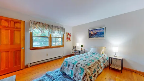 22 Sandalwood Road South Burlington VT 05403