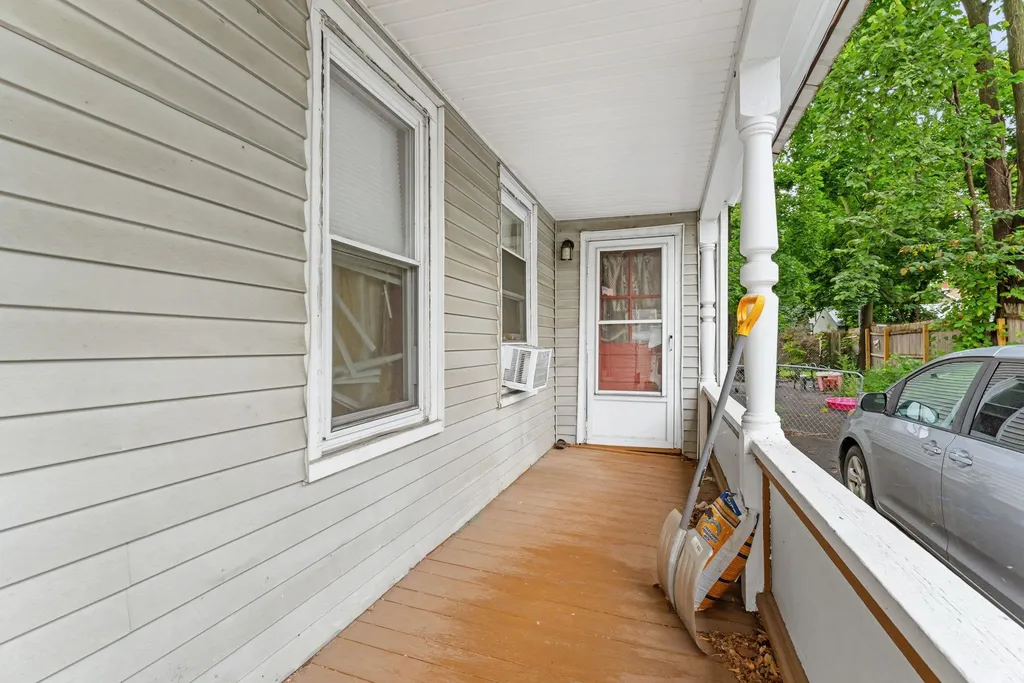13 River Street Winooski VT 05404