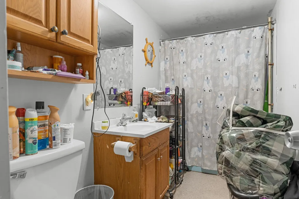 13 River Street Winooski VT 05404
