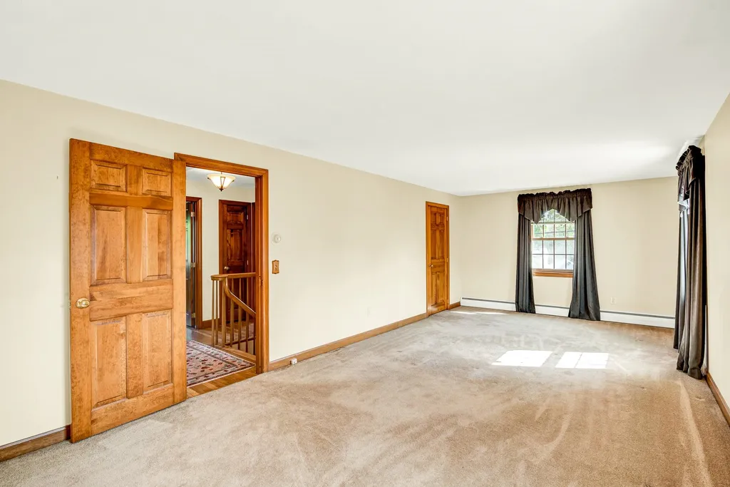 11 Tobey Street Hampton NH 03842