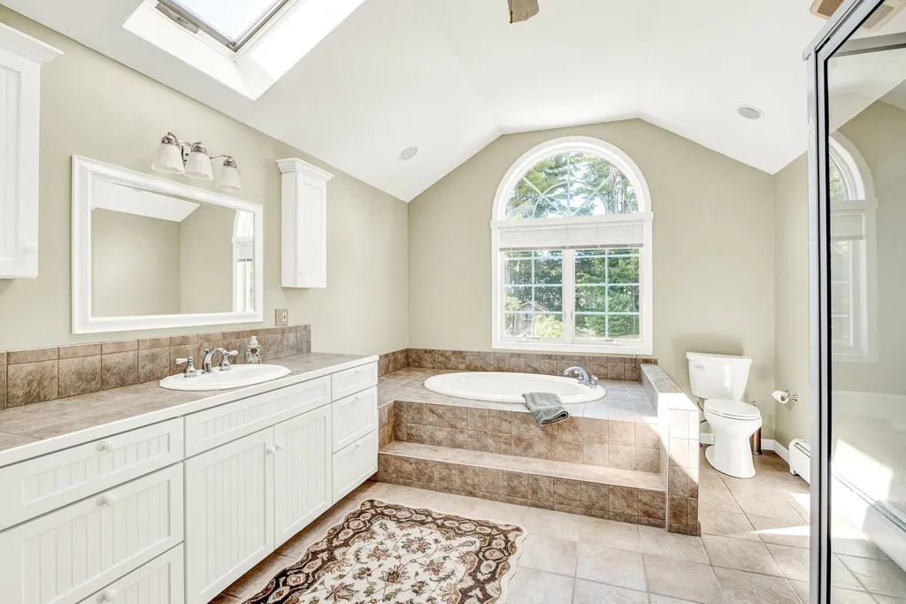 11 Tobey Street Hampton NH 03842