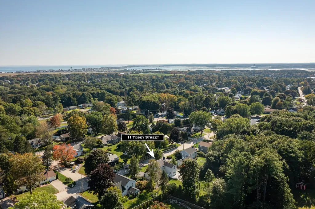 11 Tobey Street Hampton NH 03842