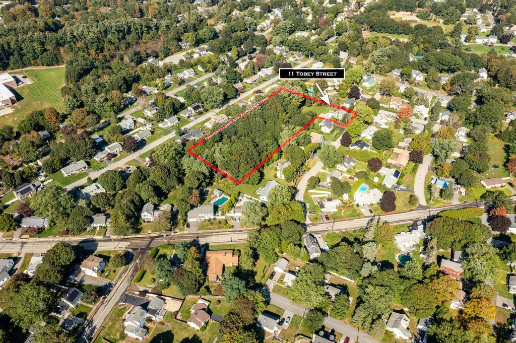 11 Tobey Street Hampton NH 03842