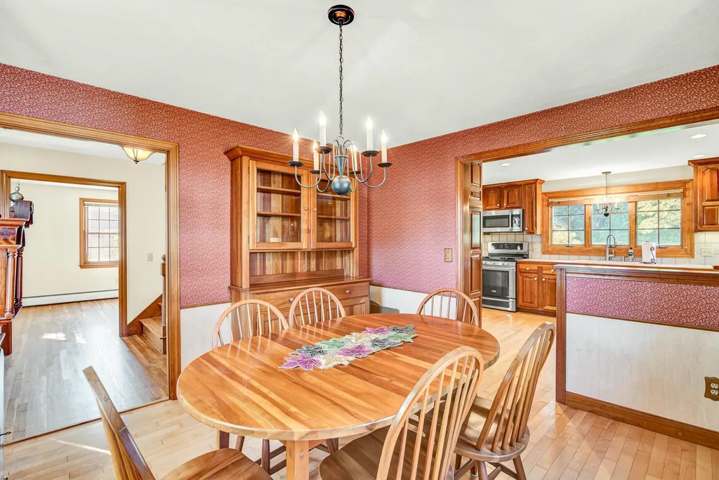 11 Tobey Street Hampton NH 03842