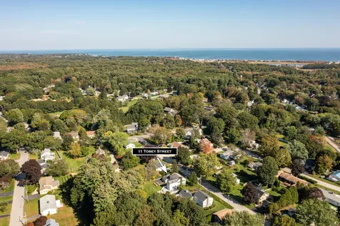 11 Tobey Street Hampton NH 03842