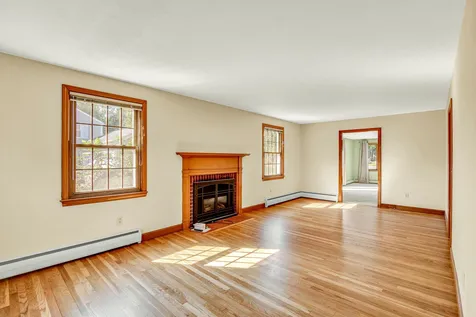 11 Tobey Street Hampton NH 03842