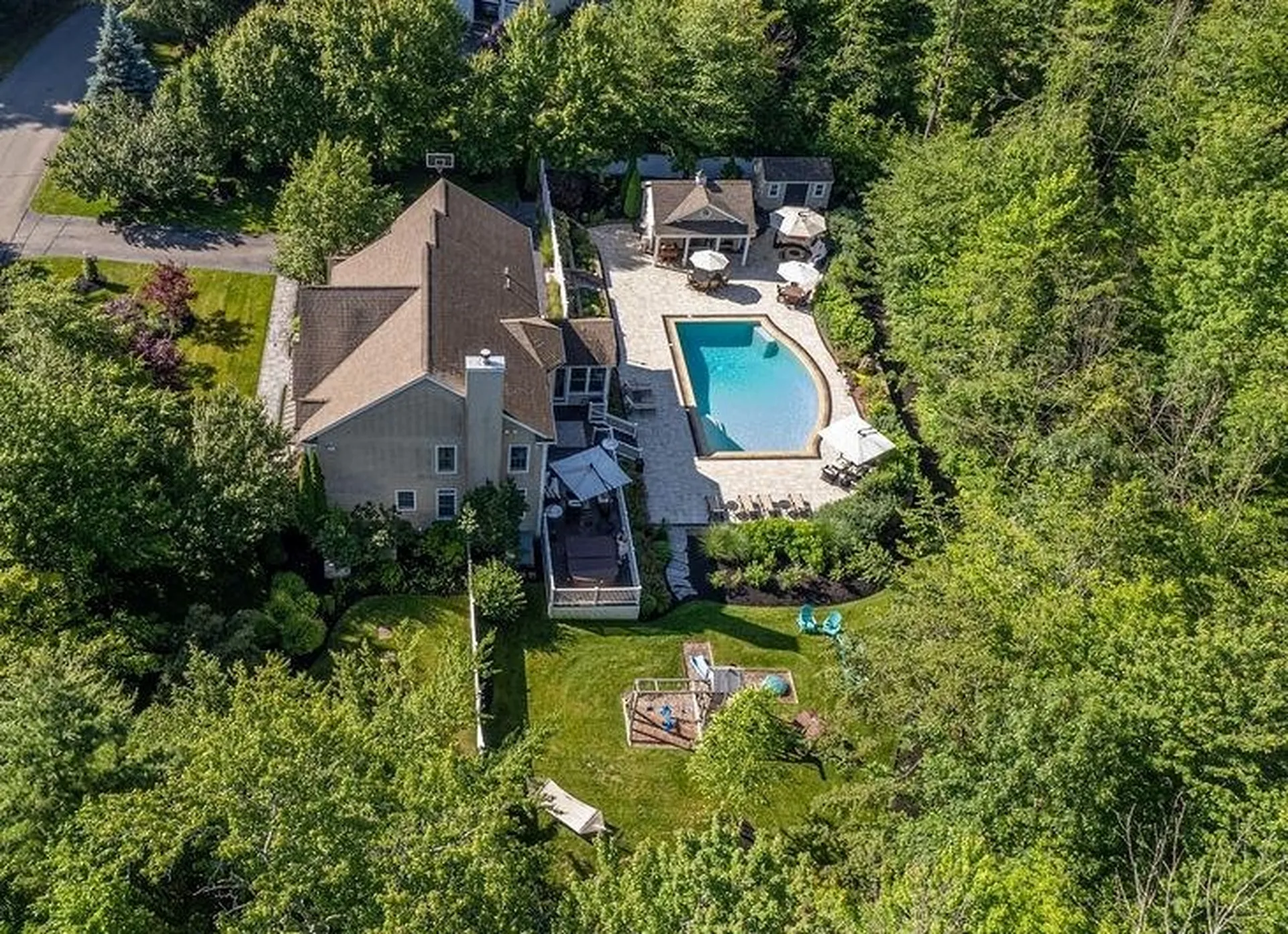 22 Thackeray Road Concord NH 03301